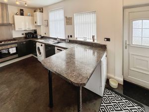 Kitchen- click for photo gallery